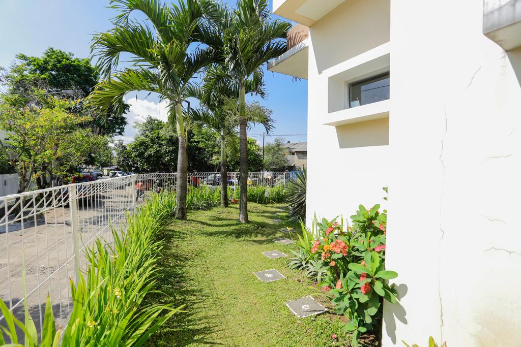 Reddoorz Plus @ Candrawulan Buahbatu Bandung Exterior foto